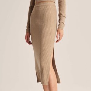 Abercrombie & Fitch midi knit skirt with slit